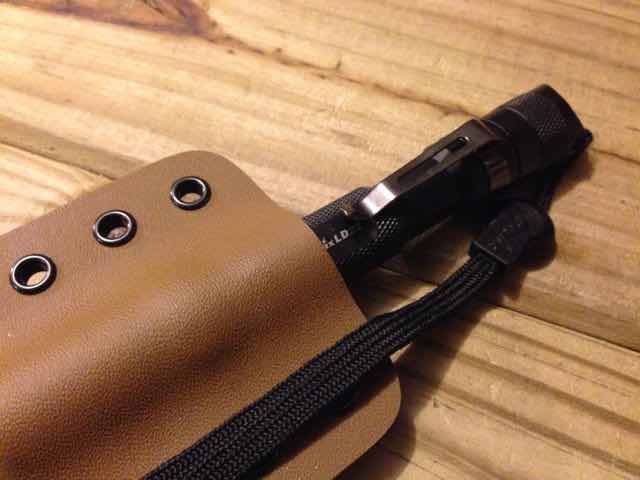 (image for) Custom Flashlight Carrier